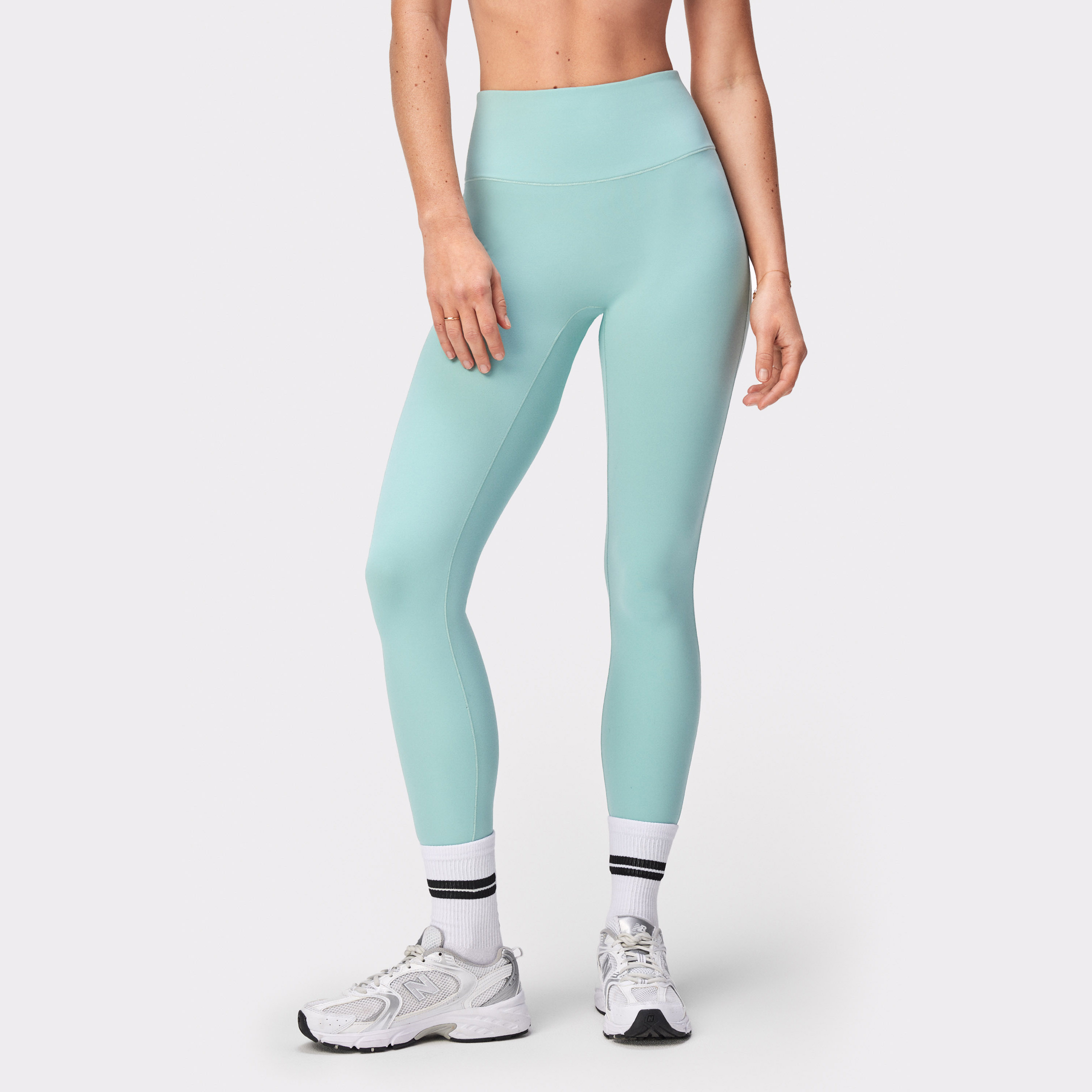 Soft Back Pocket Tights