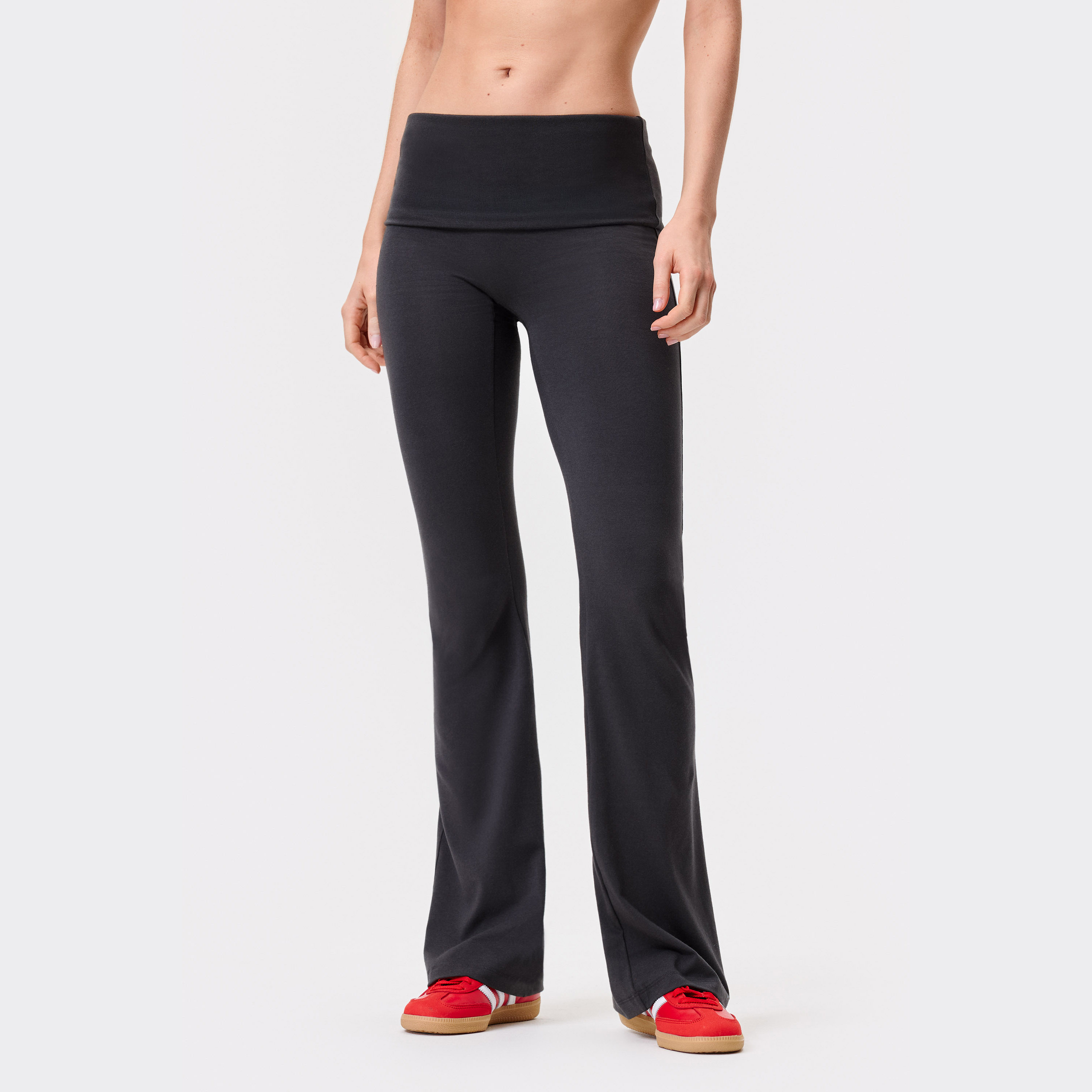 Jersey Flared Leggings | Mid-rise waist | STRONGER