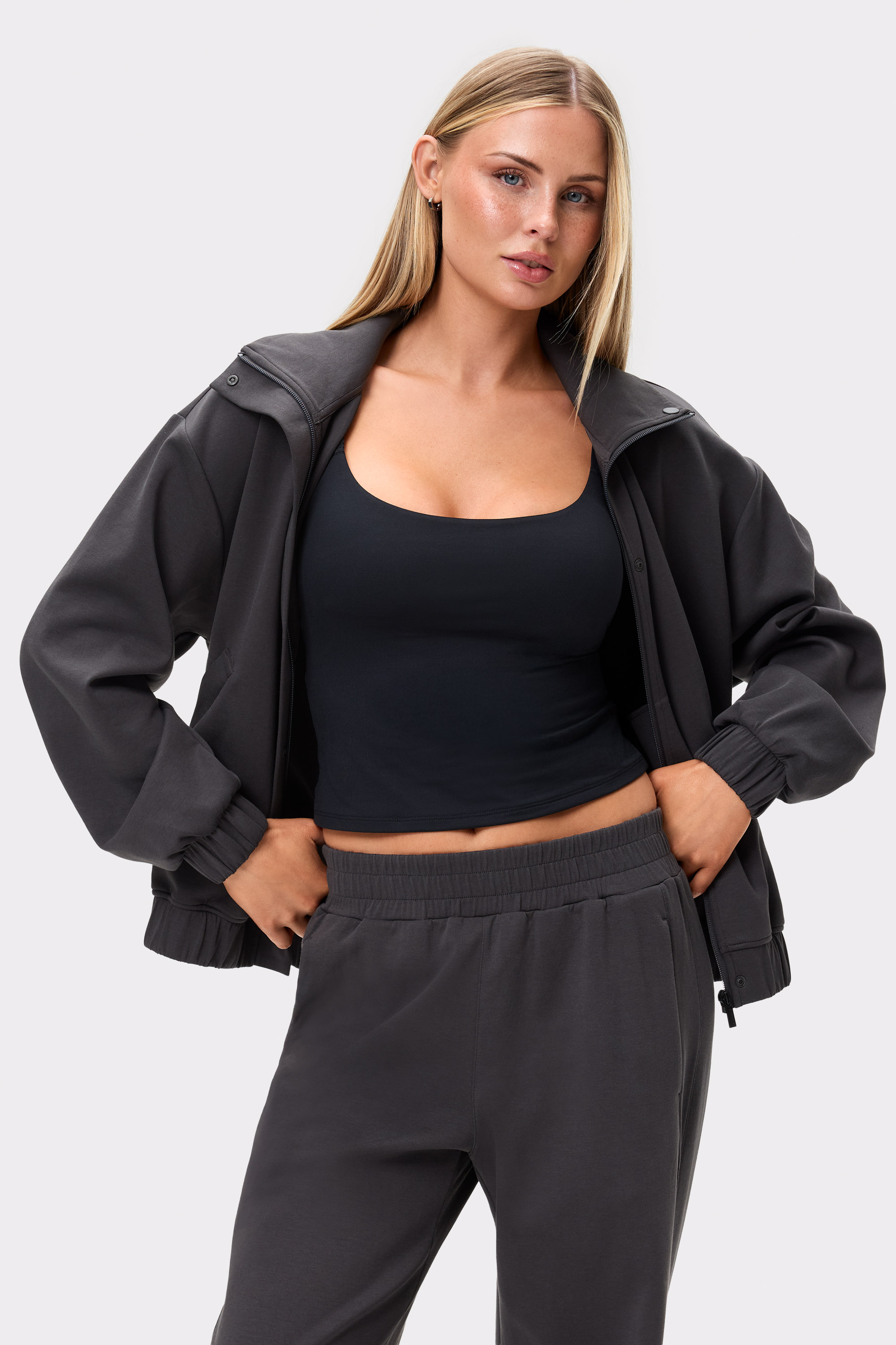 Fluid Full Zip Jacket Bristol Black I Oversized Fit I STRONGER