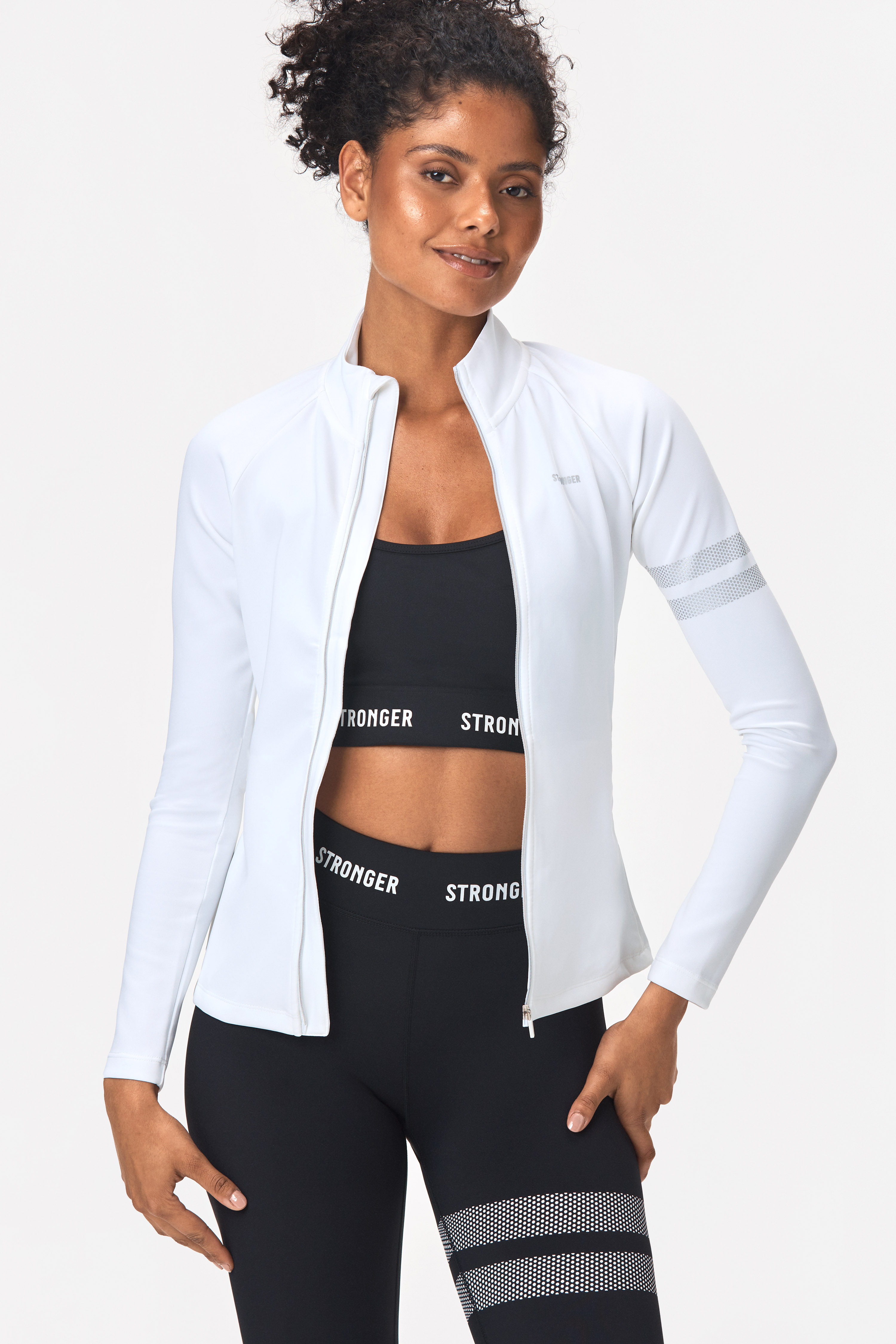 Signature Zip Jacket White I Soft, light and stretchy fabric I